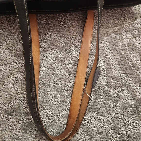 Vintage Coach Leather Tote A3S-5188 - Picture 7 of 9